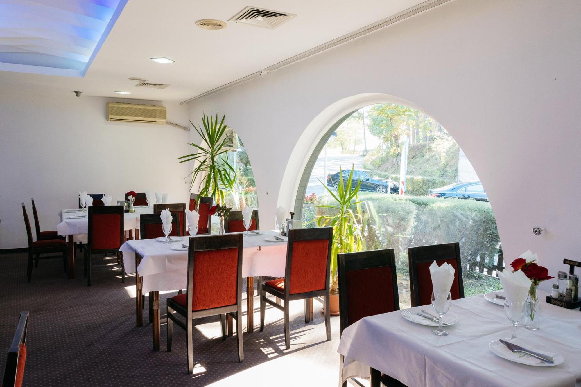 Hotel Gradche Кочани Екстер'єр фото